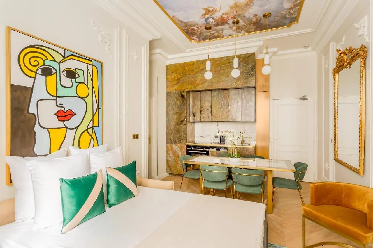 Merveil - Luxury Suite -Opera - Volney II Paris 0*,  France